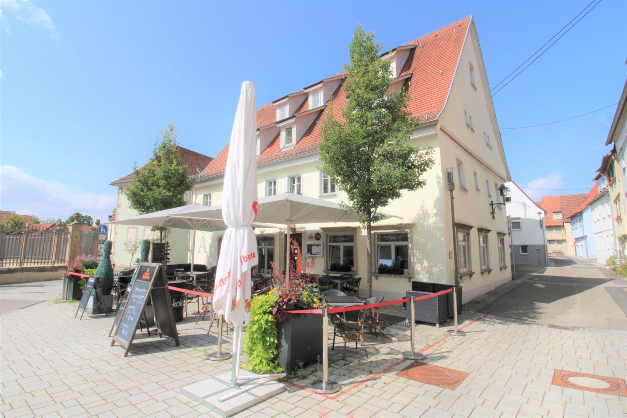 Hotel Adler Am Schloss Bonnigheim Eksteriør billede
